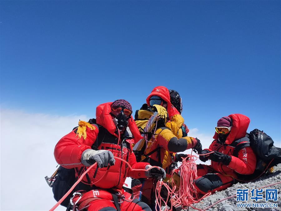 （2020珠峰高程測量）（1）修路隊打通至珠峰峰頂路線