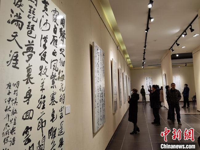 甘肅辦國際書法邀請(qǐng)展巡展紀(jì)念敦煌莫高窟藏經(jīng)洞發(fā)現(xiàn)120周年