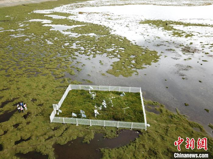 圖為玉樹隆寶高寒濕地生態(tài)氣象試驗站。　青海省氣象局 供圖