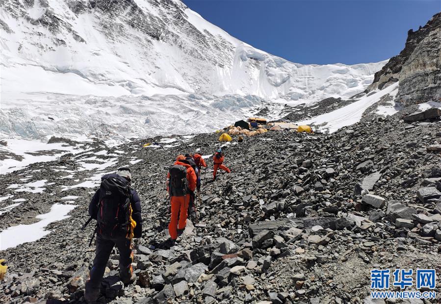 （2020珠峰高程測量）（5）2020珠峰高程測量登山隊抵達海拔6500米的前進營地