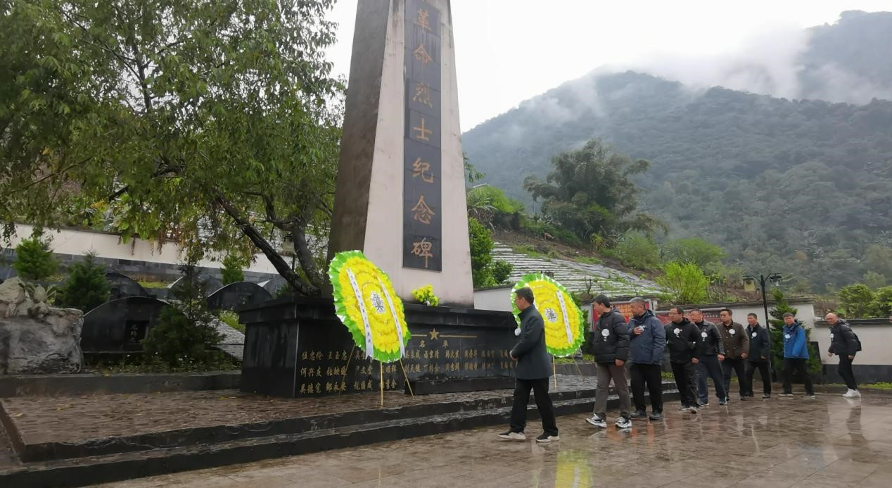 學黨史祭英烈強動力，扎實走好援藏路